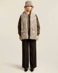 Beaumont Shawl Backend
