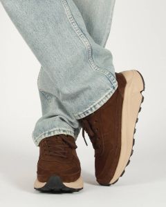 Black Stone Sneakers Backend